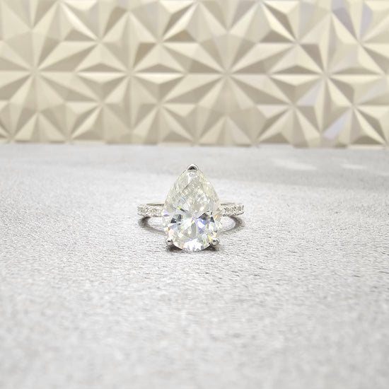 Prism Moissanite Ring - Unique & Elegant