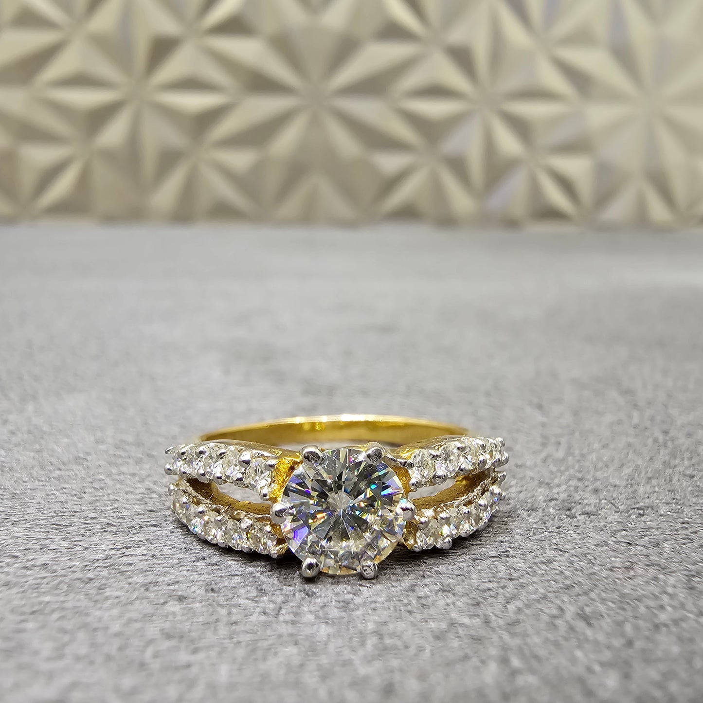 Zenith Moissanite Ring - Modern & Refined