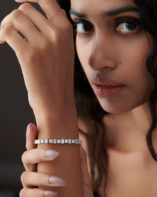 Juno Lab Diamond Bracelet - Fiona Diamonds