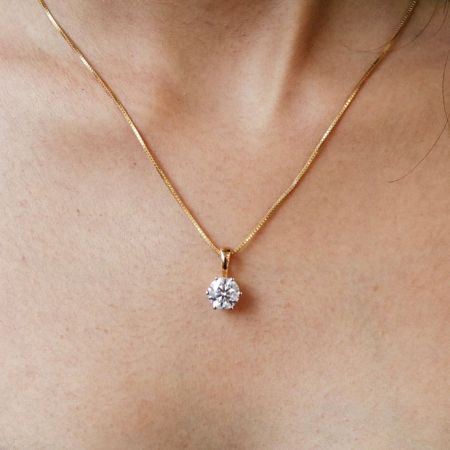 Nao 50 Pointer Lab Diamond Pendant - Elegant Simplicity