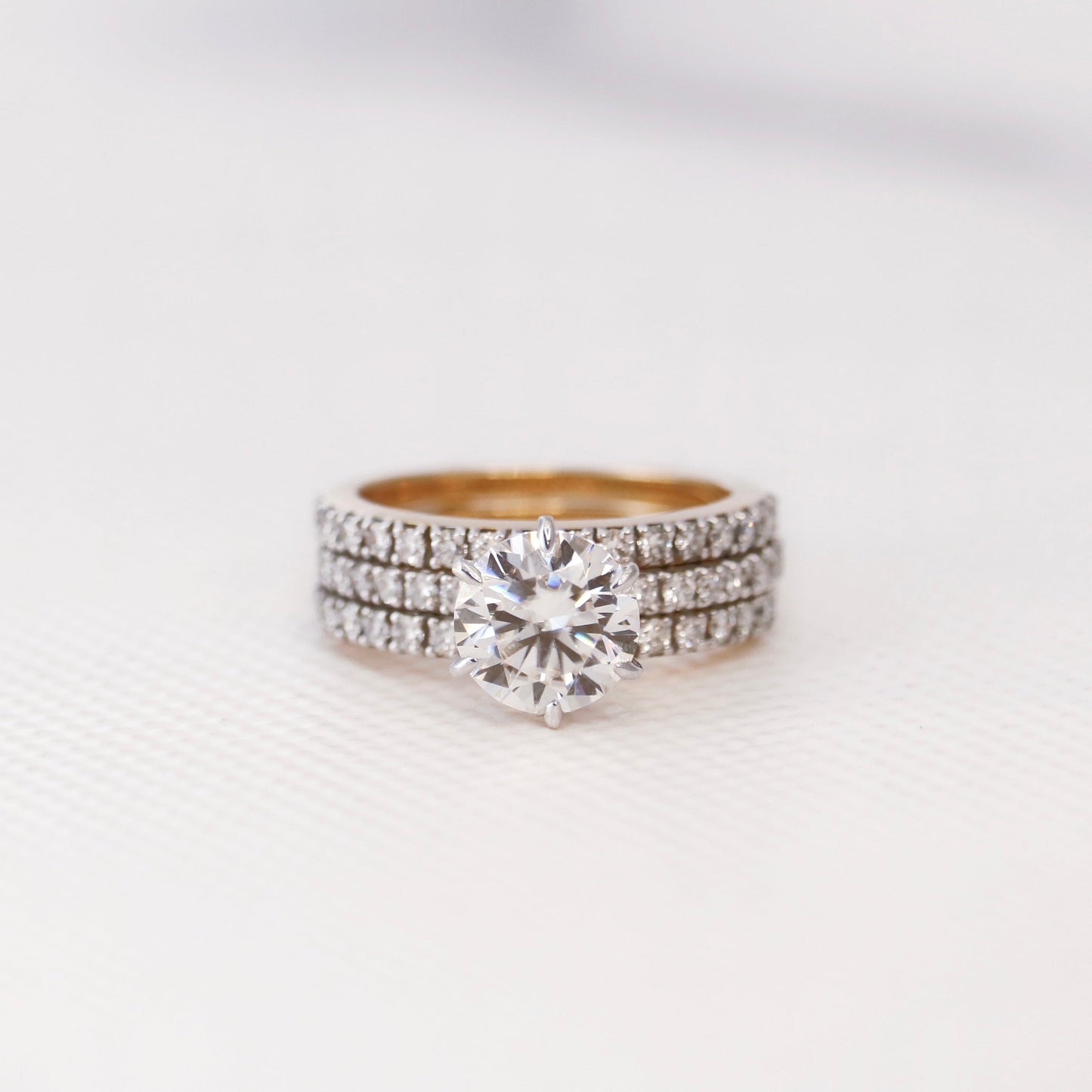 Classic Lab Grown Diamond Ring - Timeless & Elegant