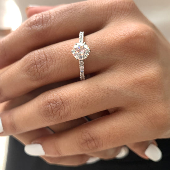 Brilliance Lab Grown Diamond Ring - Dazzling & Chic