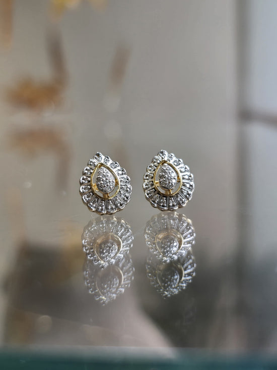 Buy Sabine Lab Diamond Earring | Fiona Diamonds