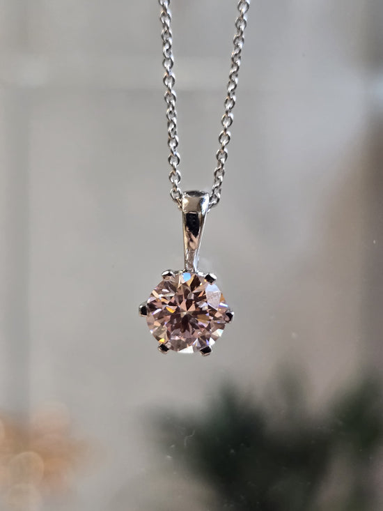 Xanthe Lab Grown Diamond Pendant – Elegant, Unique, Sustainable