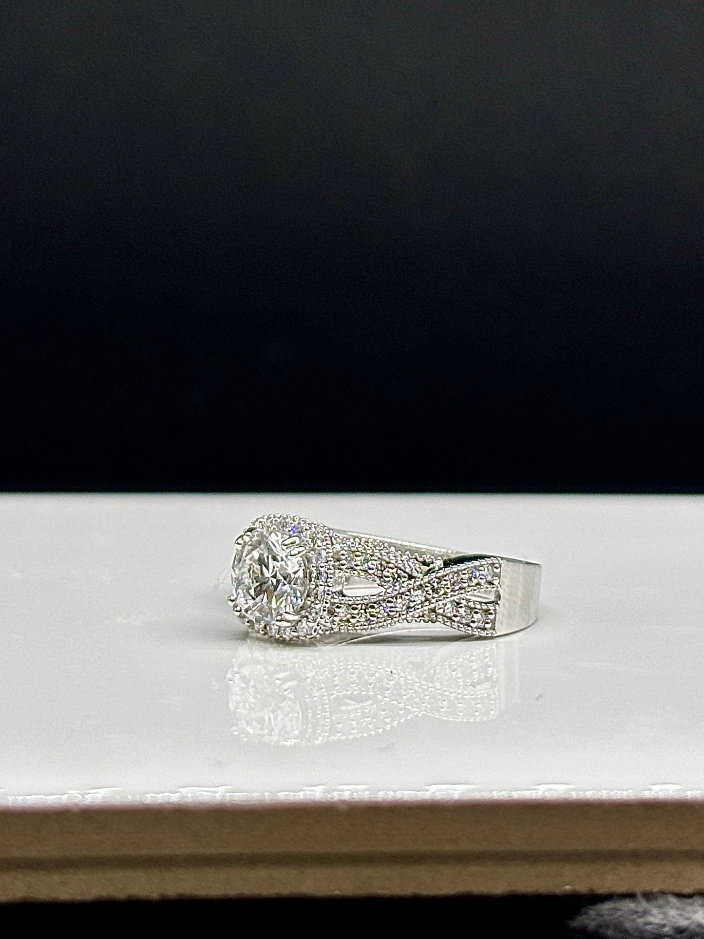 Icon Lab Grown Diamond Ring - Modern & Stylish