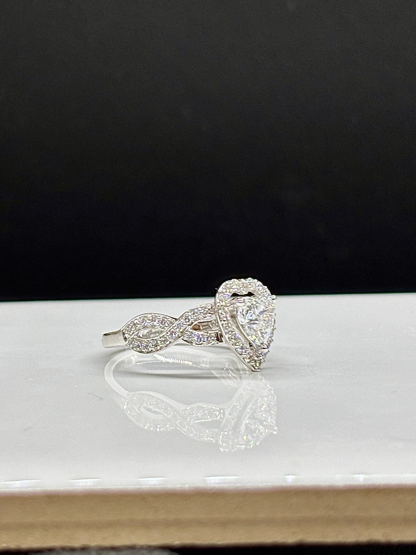 Prestige Lab Grown Diamond Ring - Majestic & Chic