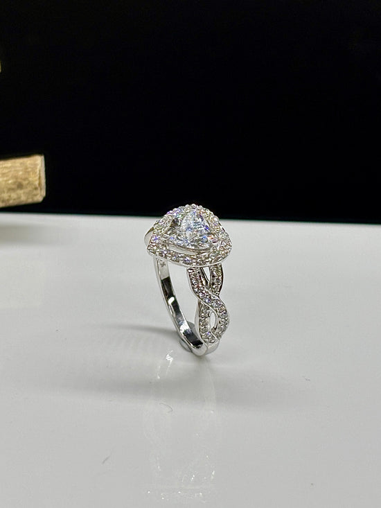 Prestige Lab Grown Diamond Ring - Majestic & Chic