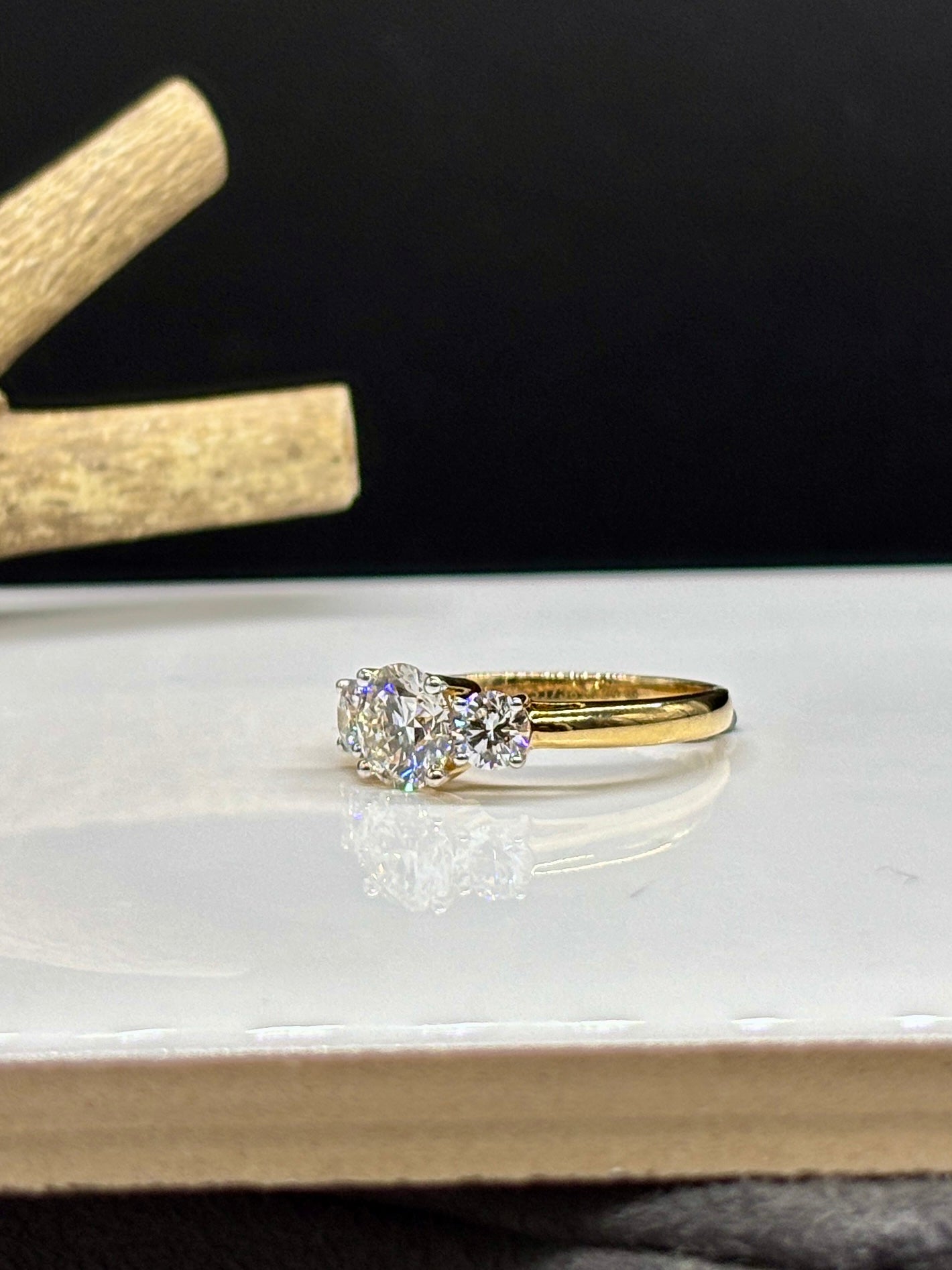 Illuminated Lab Grown Diamond Ring - Radiant & Stylish