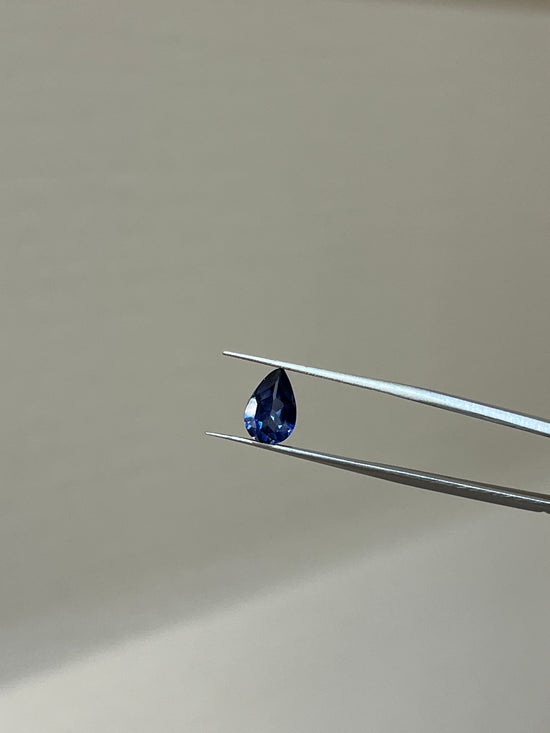 Lab Grown Light blue sapphire Pear Shape 2.08ct | Exquisite Gemstones - Fiona Diamonds - Fiona Diamonds