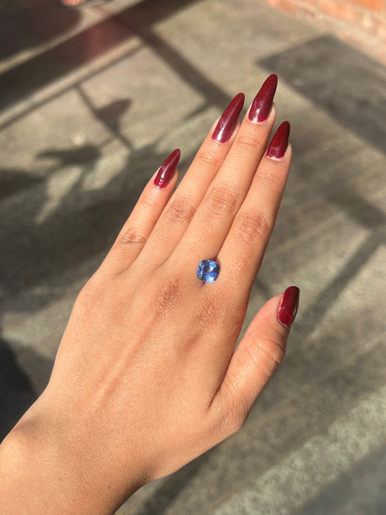 Lab Grown Light blue sapphire Cusion Shape 2.79ct | Exquisite Gemstones - Fiona Diamonds - Fiona Diamonds