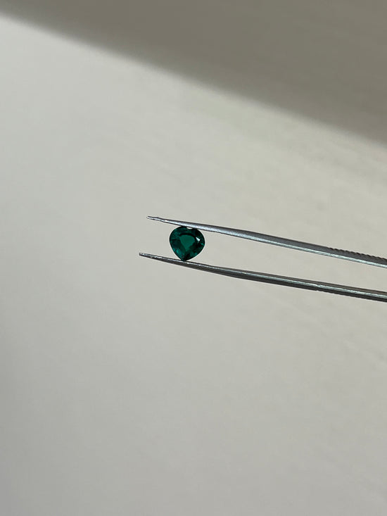 Lab Grown Zambian Emerald Heart Shape 1.76ct | Exquisite Gemstones - Fiona Diamonds - Fiona Diamonds