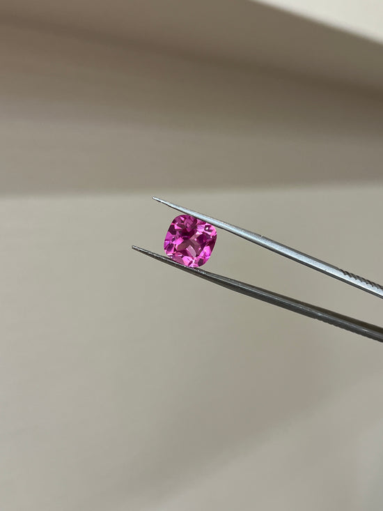 Lab Grown Pink sapphire Cusion Shape 7.65ct | Exquisite Gemstones - Fiona Diamonds - Fiona Diamonds