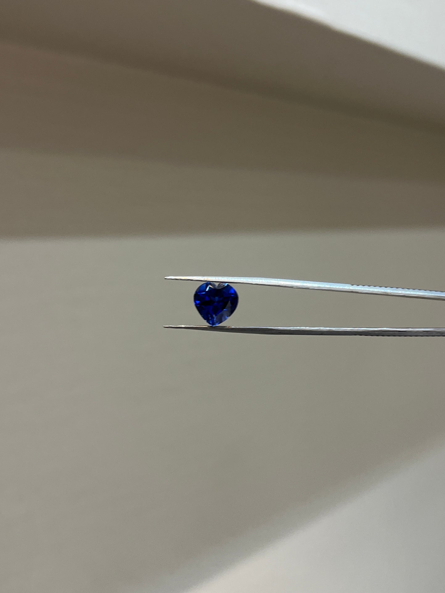 Lab Grown deep blue sapphire heart Shape 3.7ct | Exquisite Gemstones - Fiona Diamonds - Fiona Diamonds