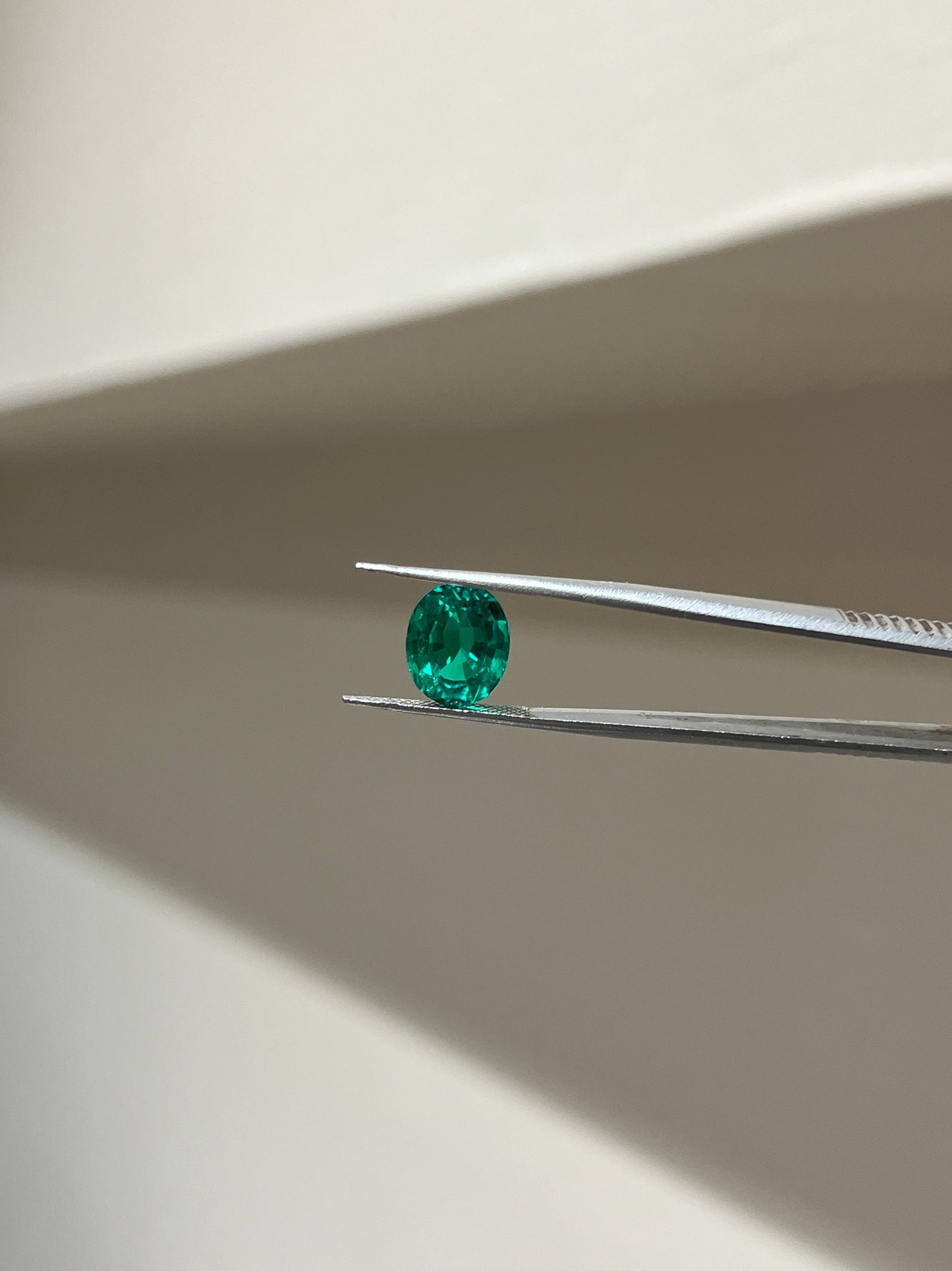 Lab Grown Colombian Emerald Oval Shape 3.83ct | Exquisite Gemstones - Fiona Diamonds - Fiona Diamonds