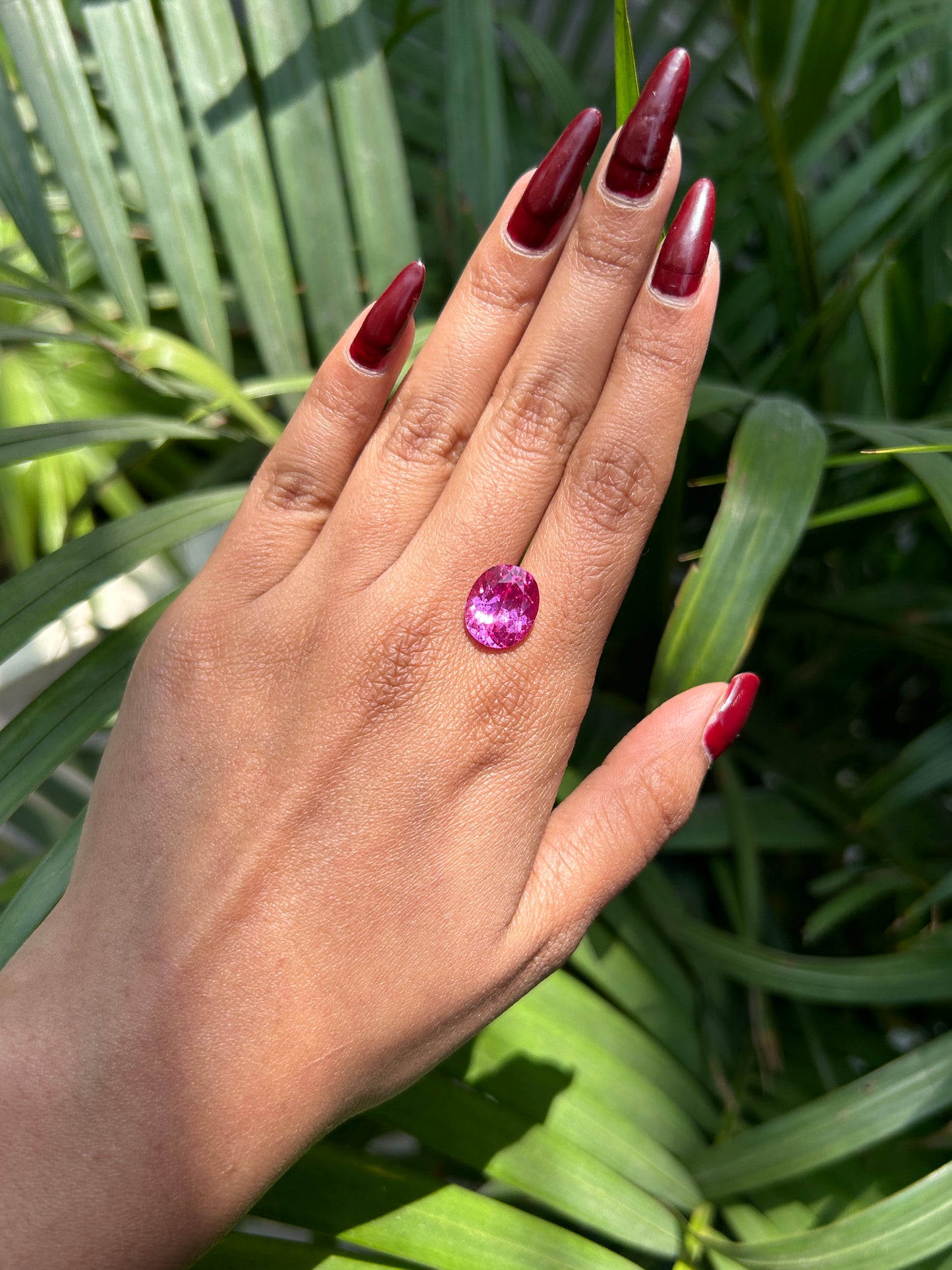 Lab Grown Pink sapphire Oval Shape 6.6ct | Exquisite Gemstones - Fiona Diamonds - Fiona Diamonds