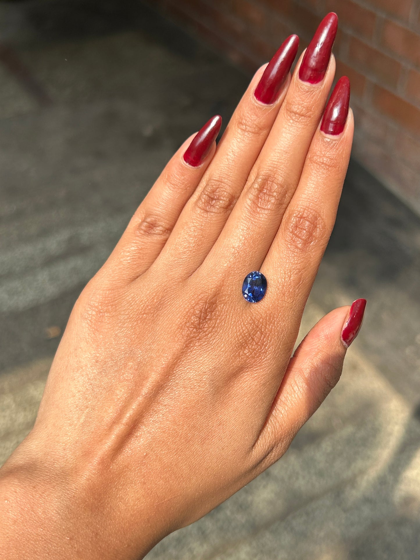 Lab Grown deep blue sapphire oval Shape 2.56 ct | Exquisite Gemstones - Fiona Diamonds - Fiona Diamonds