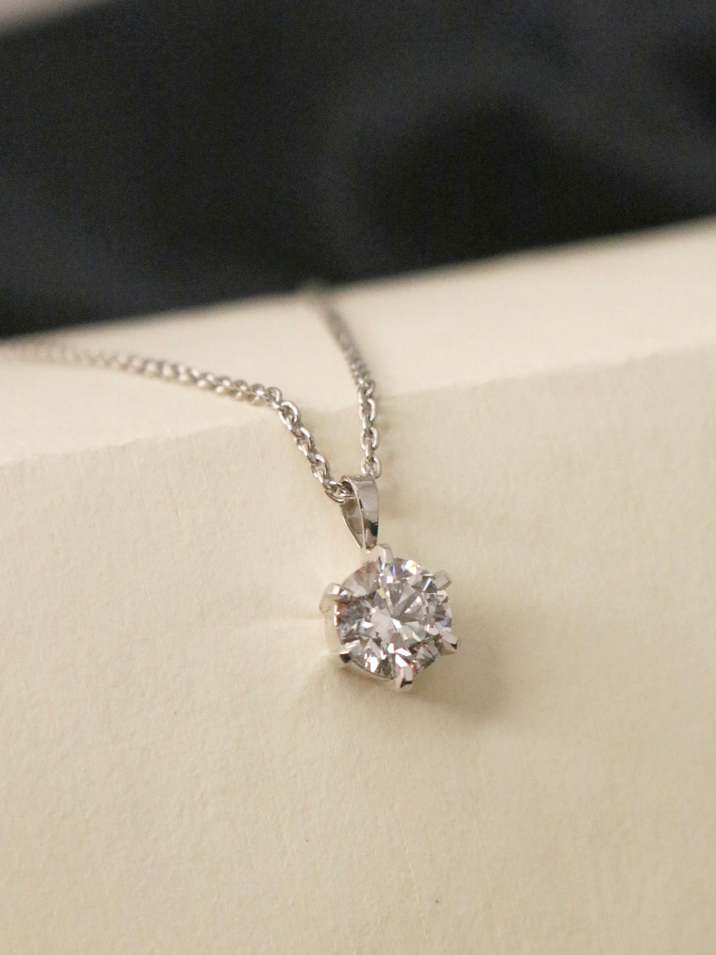 Juno Lab Grown Diamond Pendant – Timeless Beauty, Ethically Made