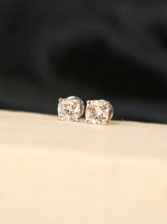 Aurelia Lab Grown Diamond Earring – Golden Elegance, Sustainable