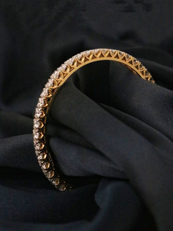 Tallulah Lab Grown Diamond Bangle – Bold and Ethical Luxury