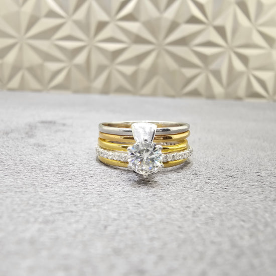 Verity Moissanite Ring - Elegant & Radiant