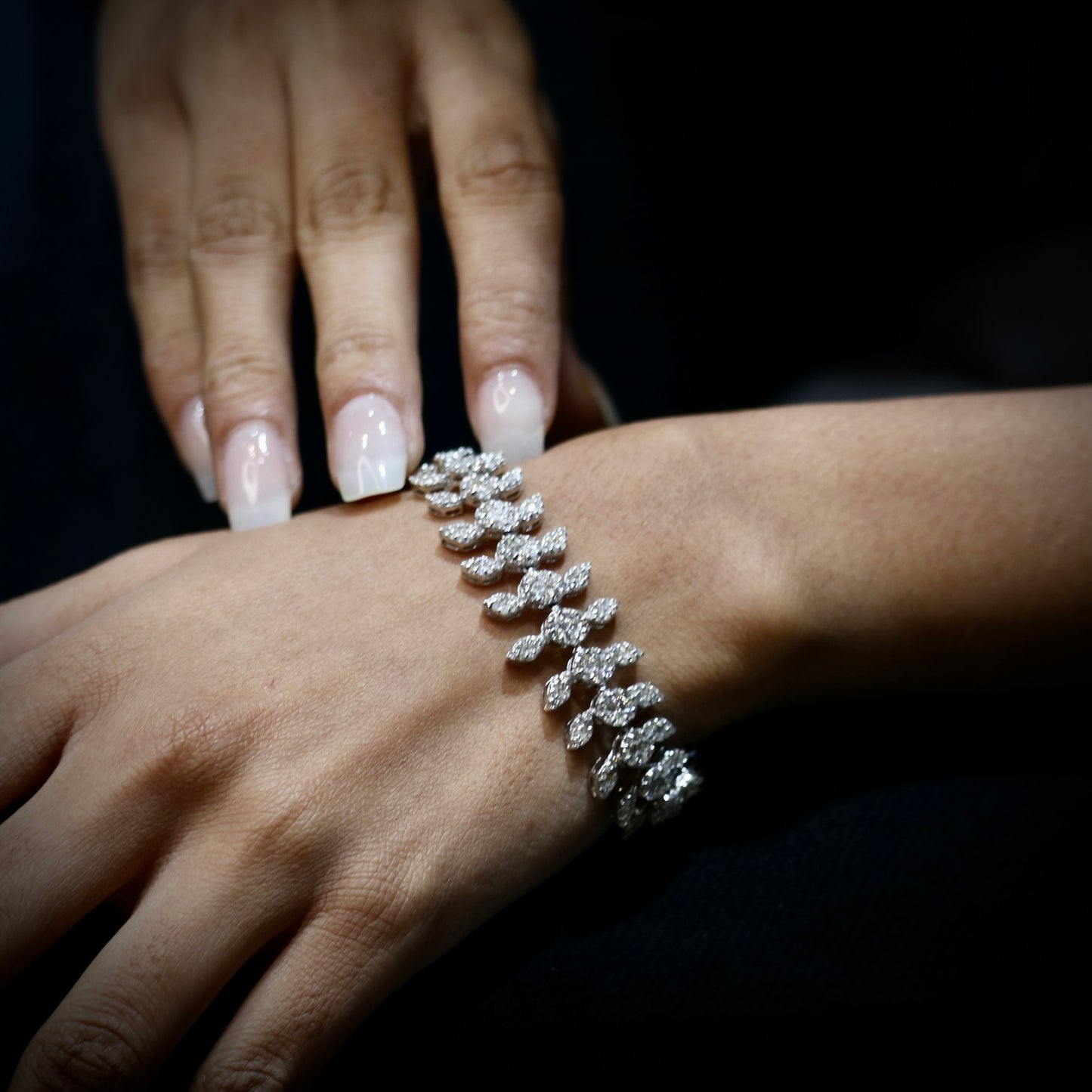 Buy womens bracelet Designs Online in india 2022  Kasturi Diamond
